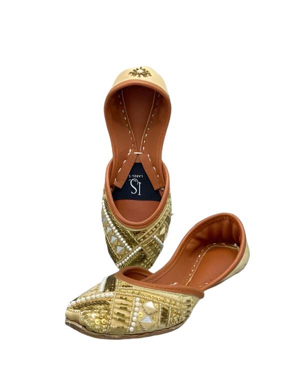 Anaar Kali Gold Khussa